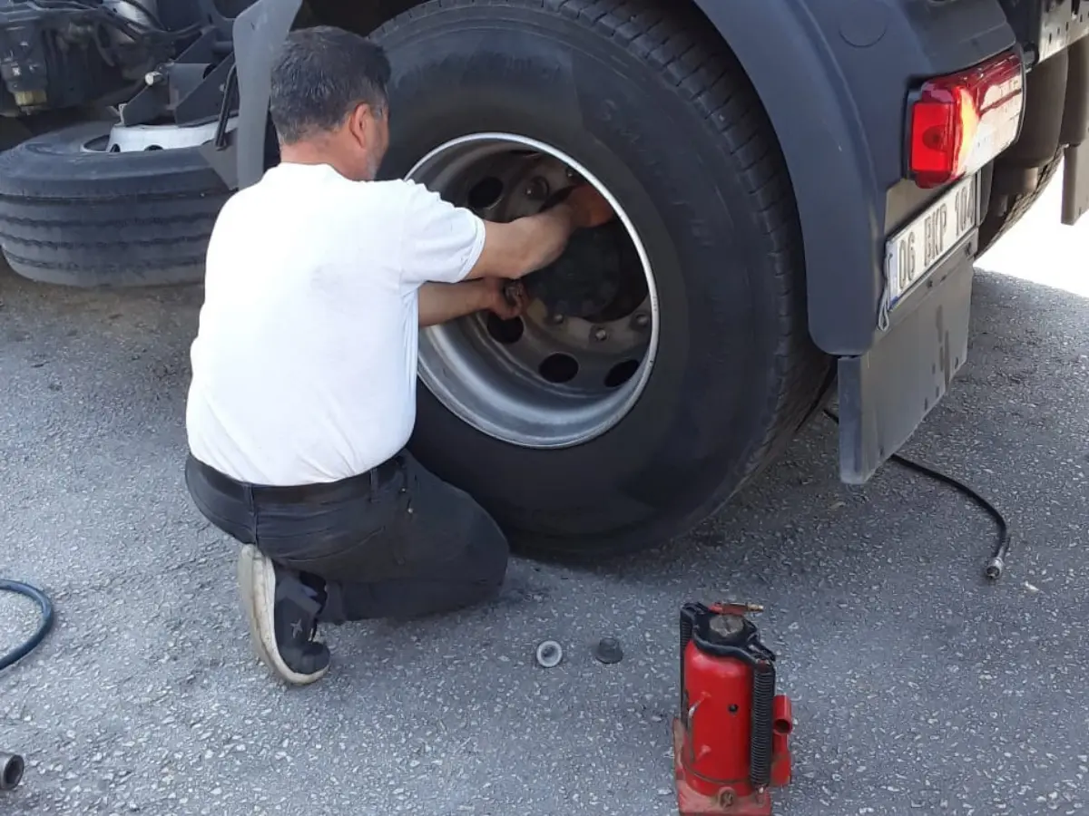 Bergama Oto Lastikçi